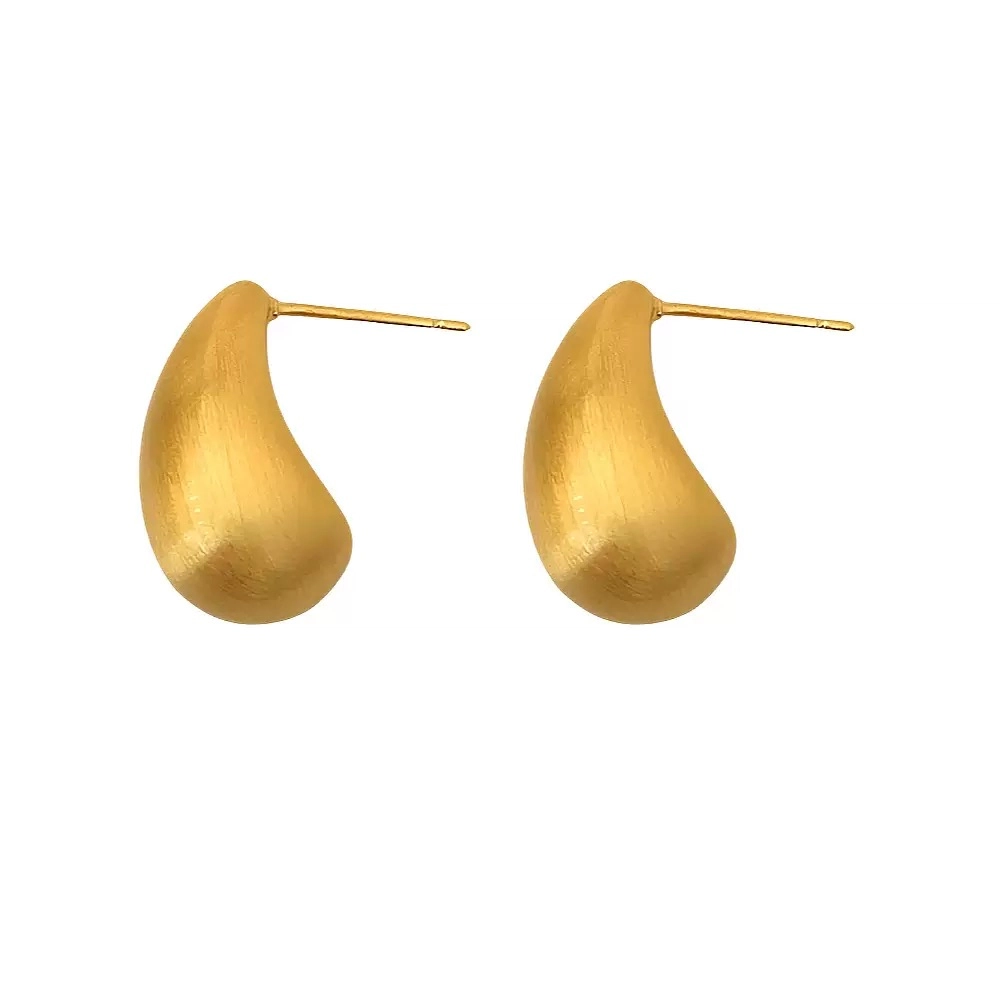 999