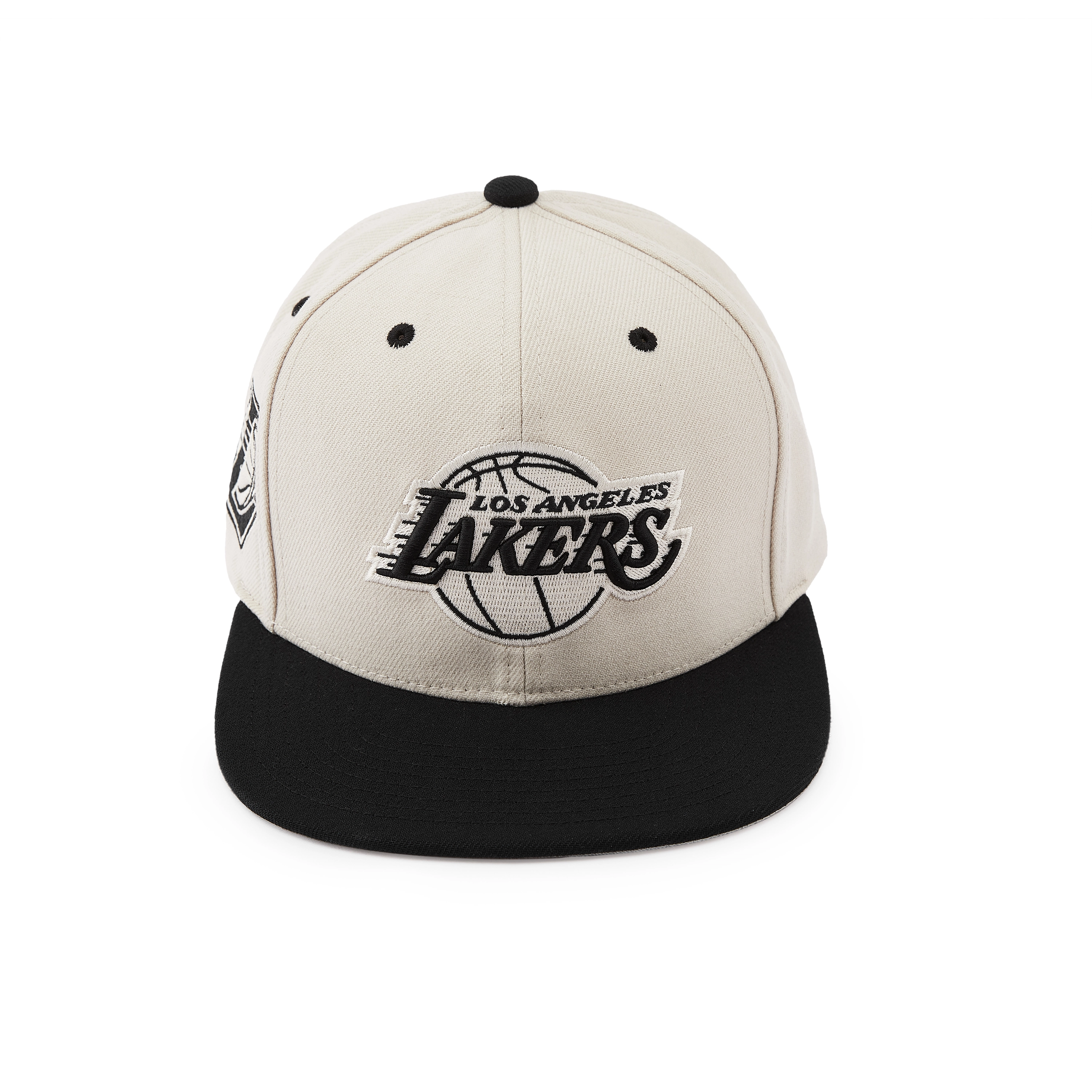 Mitchell Ness Lifestyle