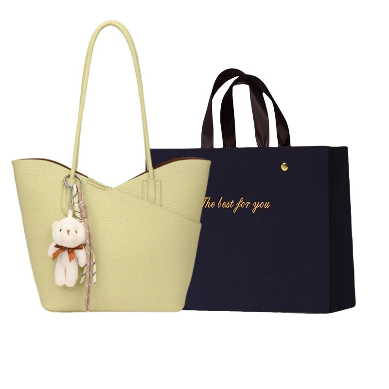 Z 1979 PU Tote