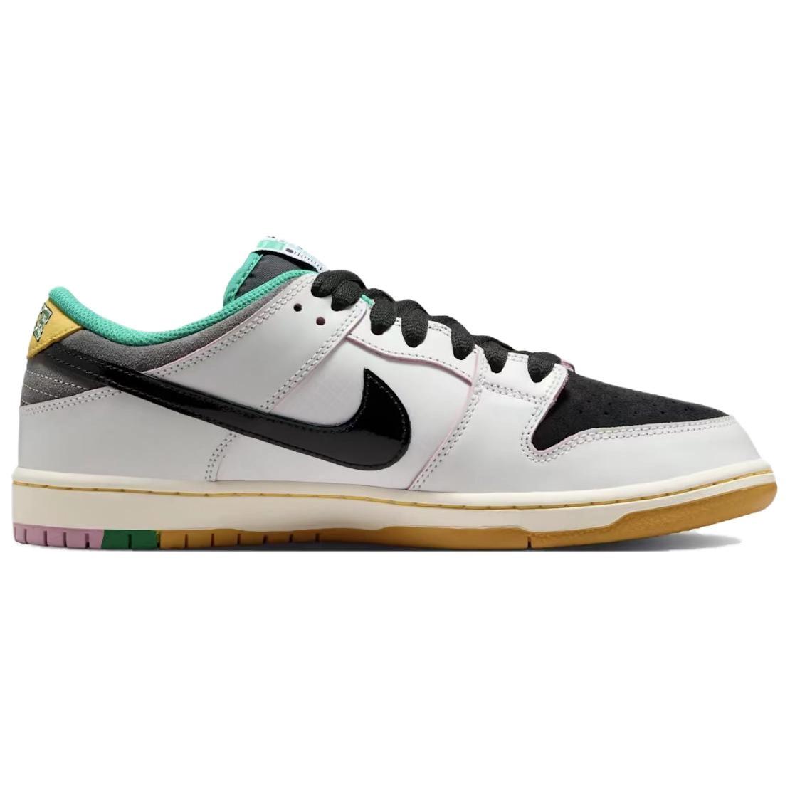 CSEF x Nike Dunk SB