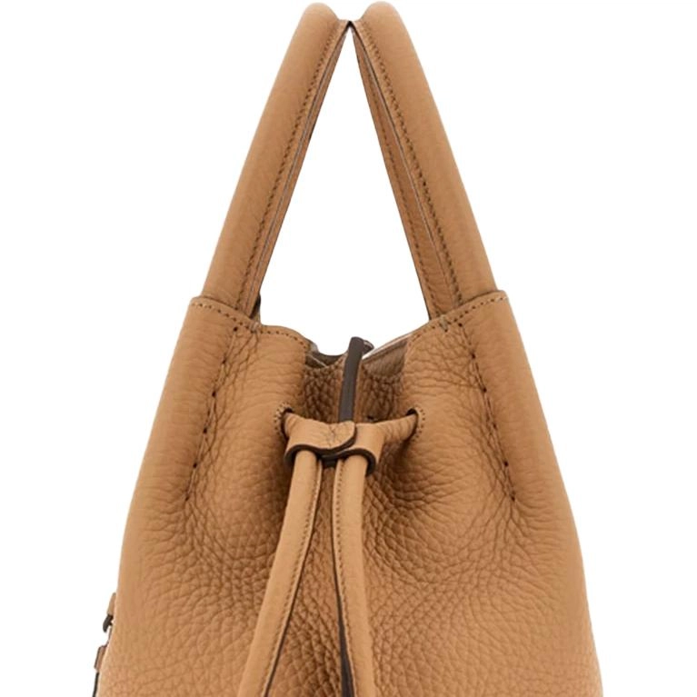 TOD'S T