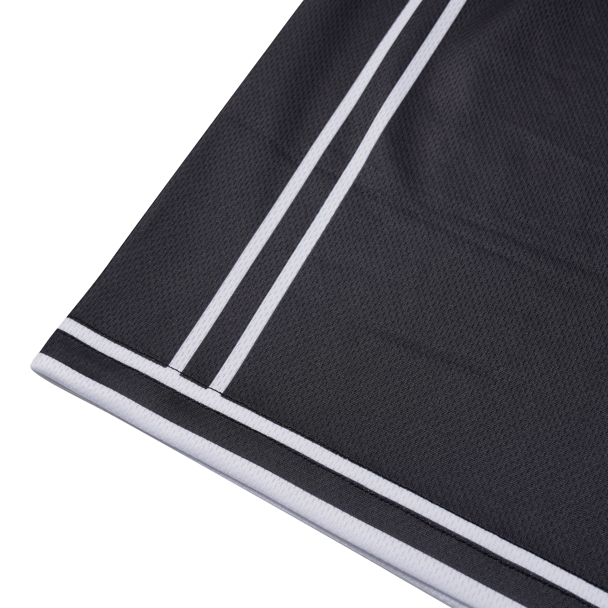 Under Armour Logo -001