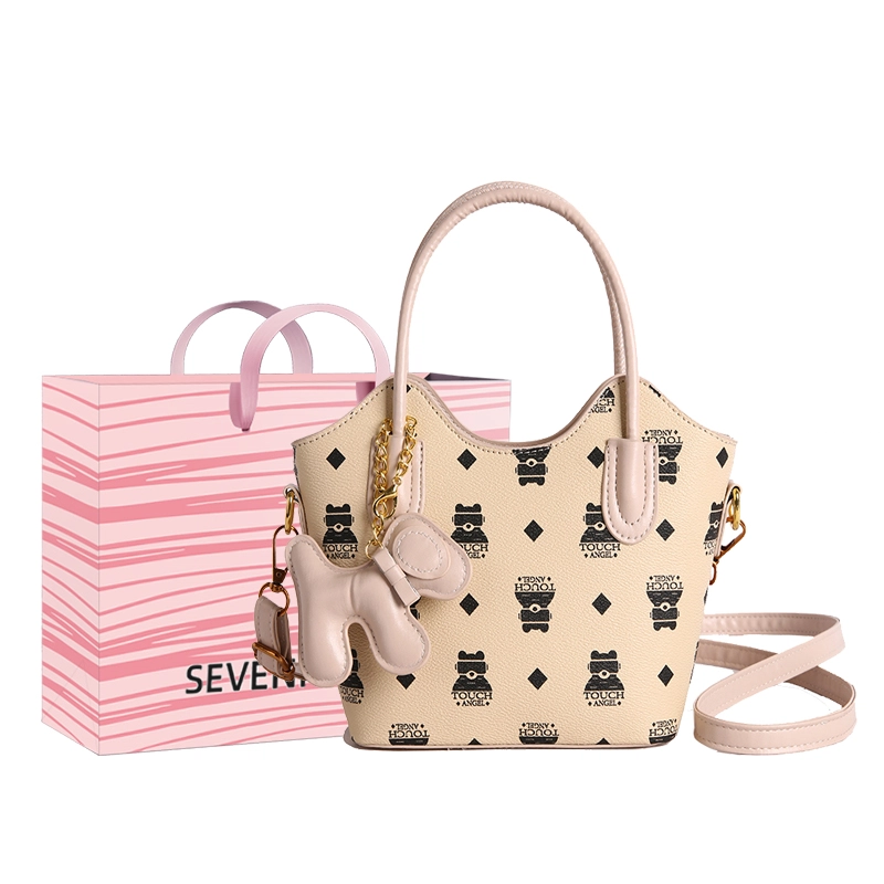 SEVENMOONS PU