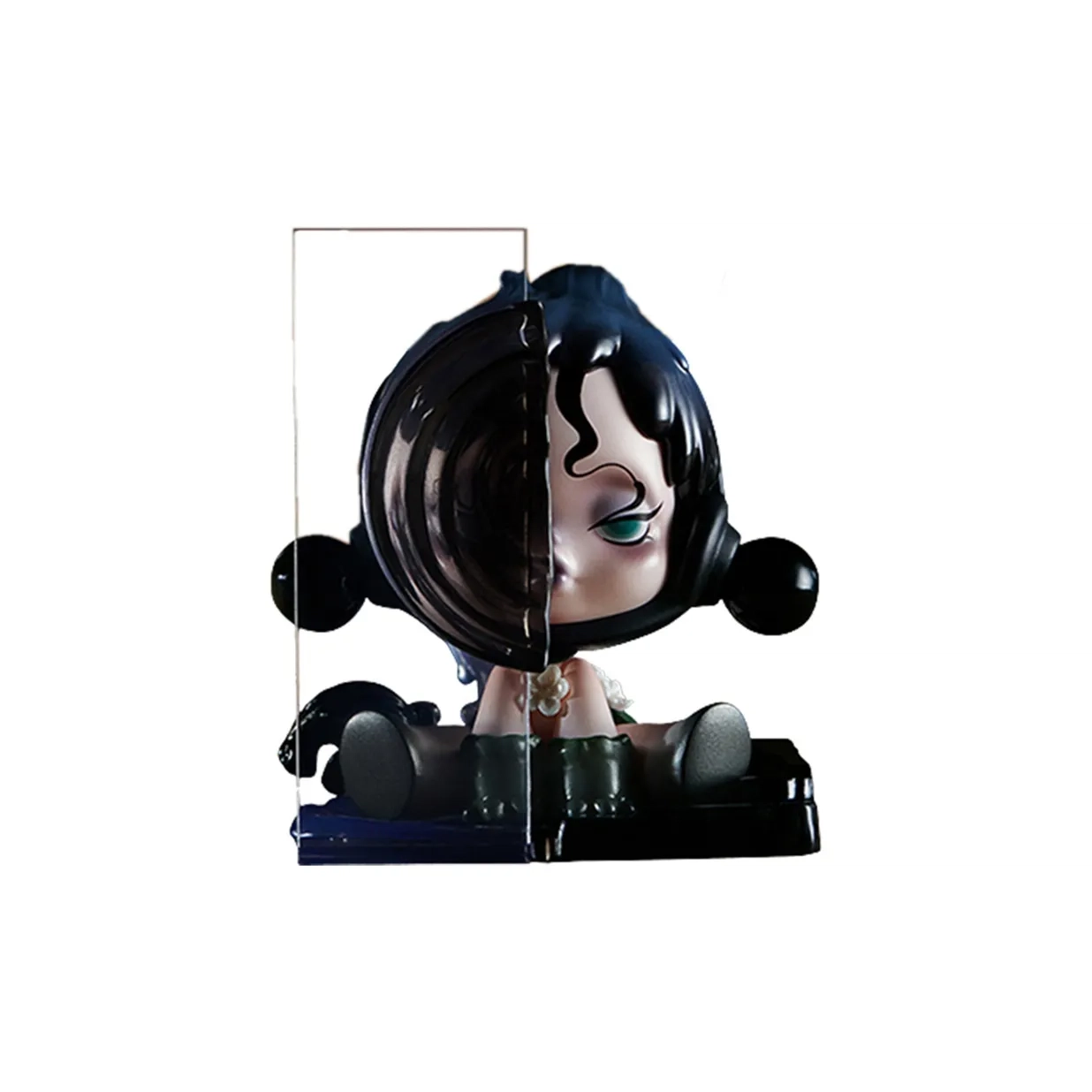 POP MART SKULLPANDA sp 8cm