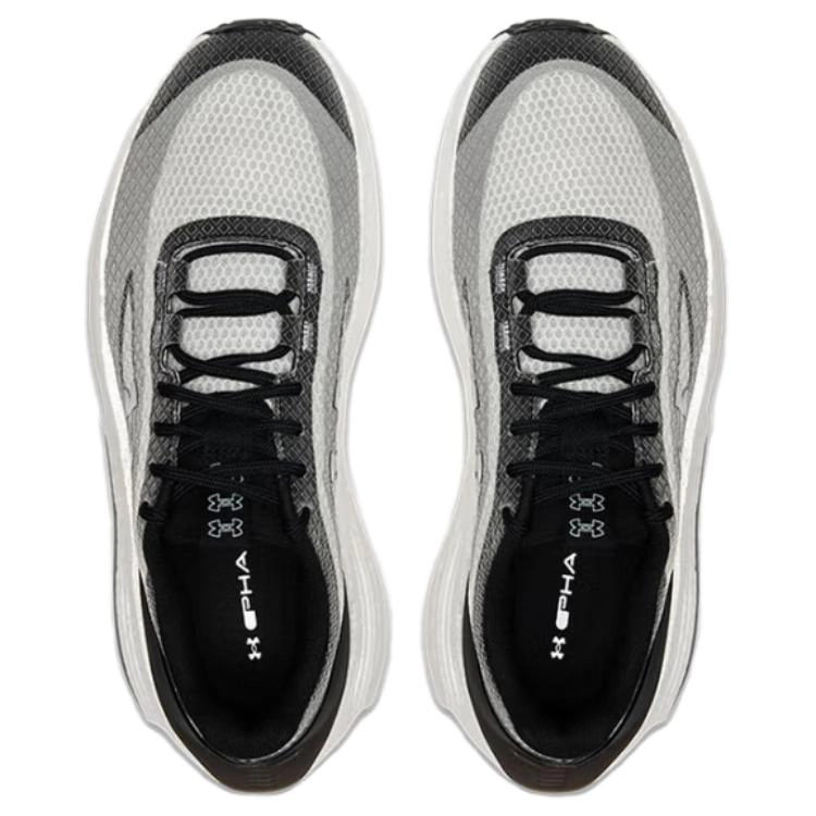 Under Armour Phantom 4