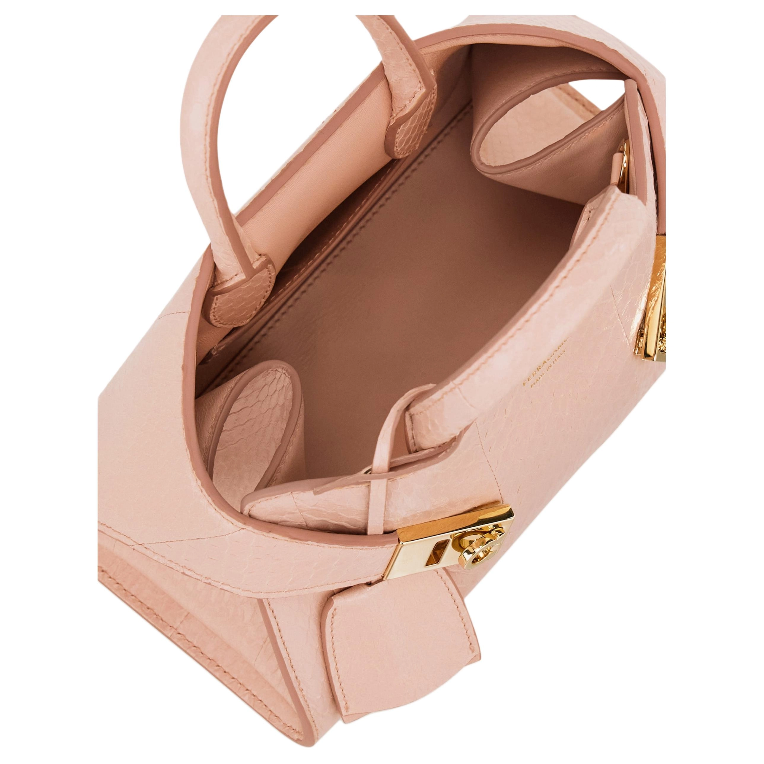 FERRAGAMO Hug