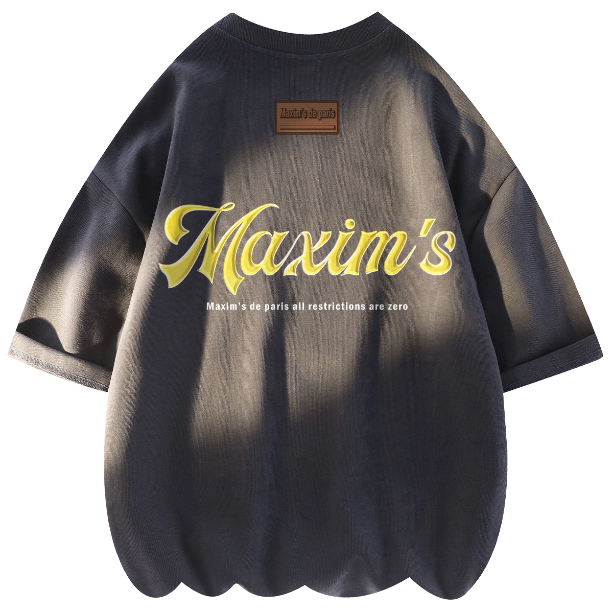 maxim's de paris LOGOT