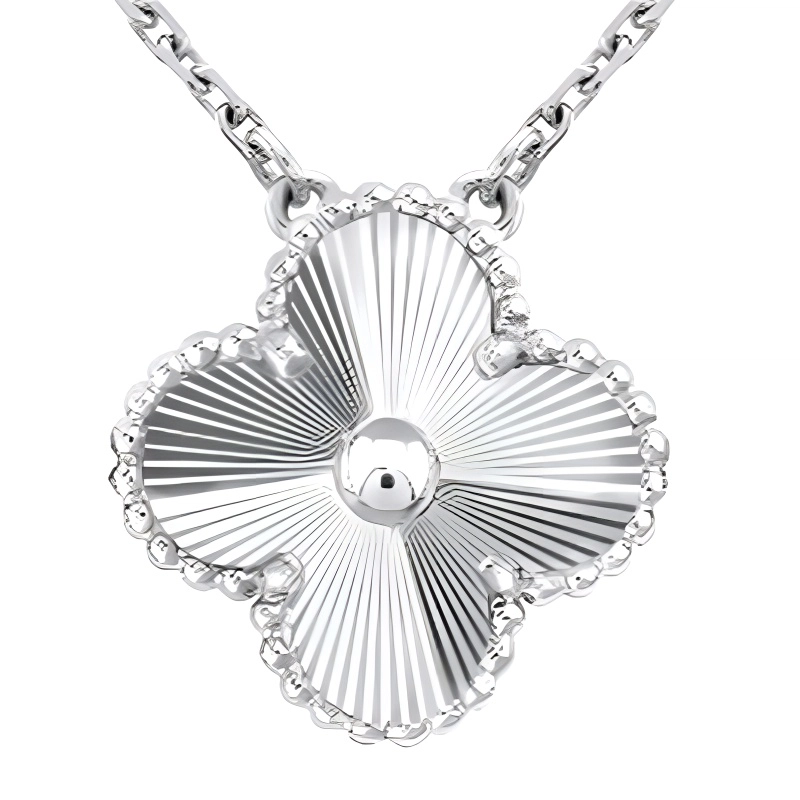 Van Cleef Arpels 18k