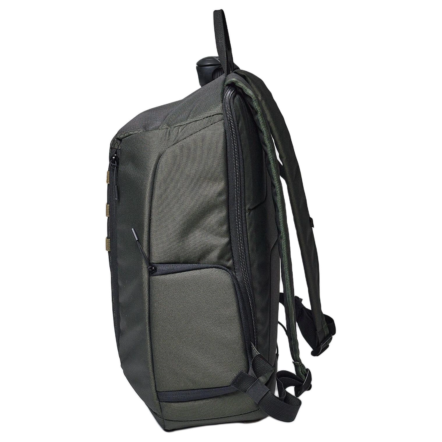 DECATHLON 100 20L