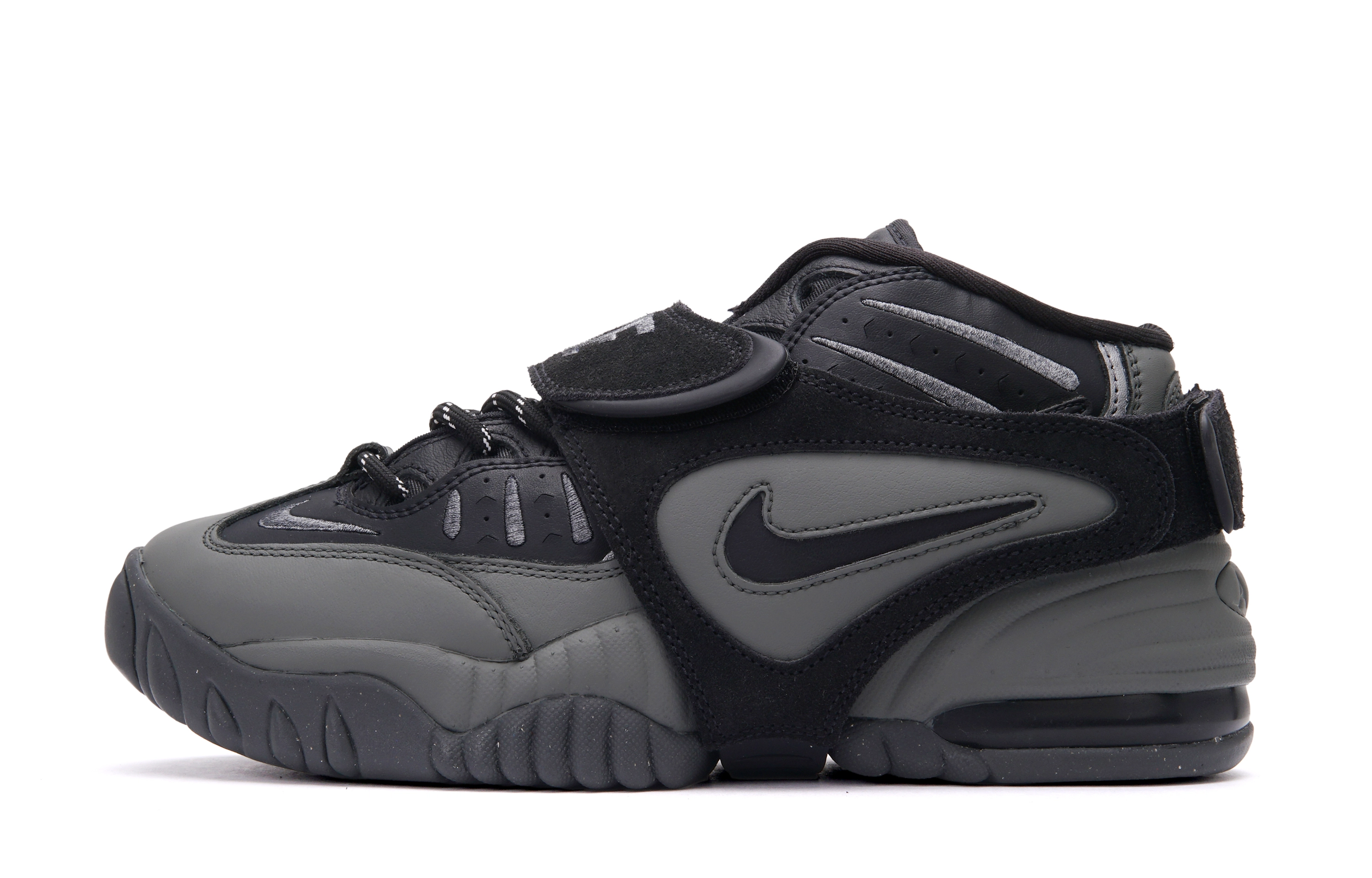 Nike Air Adjust Force iSO studio