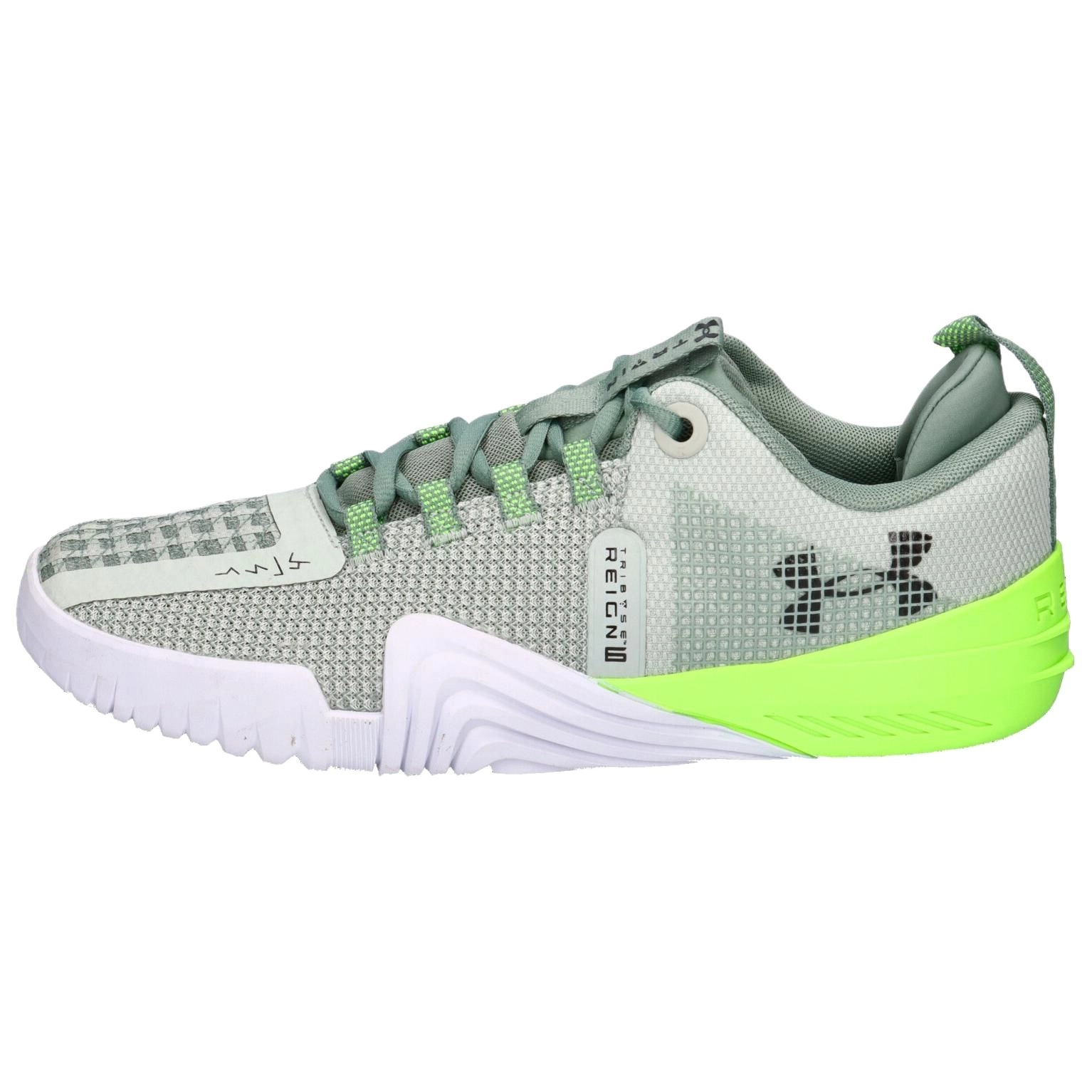 Under Armour TriBase Reign 6