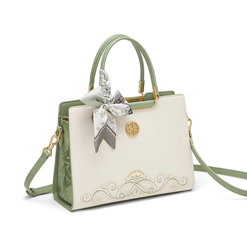 CNOLES Tote