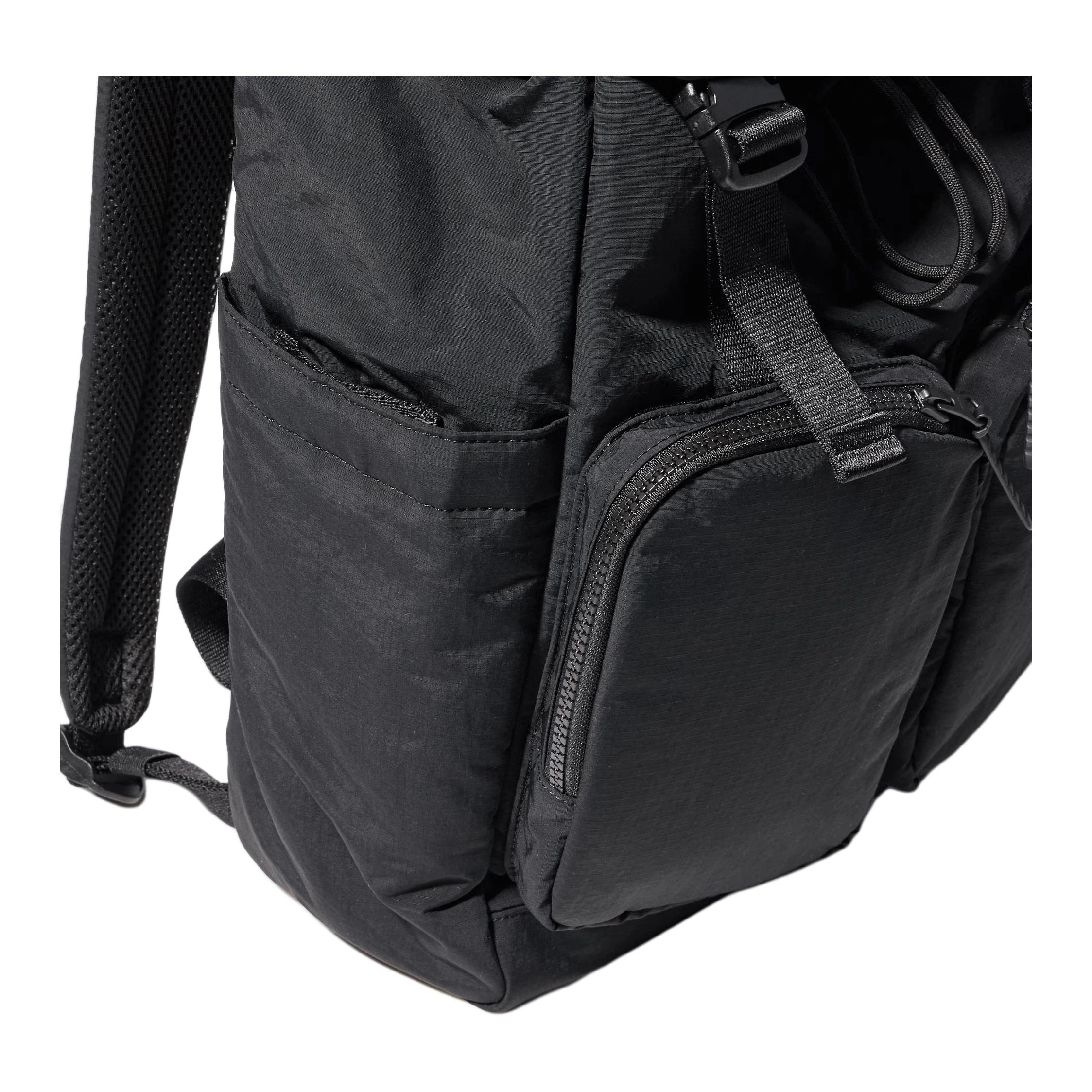 UNIQLO 24L