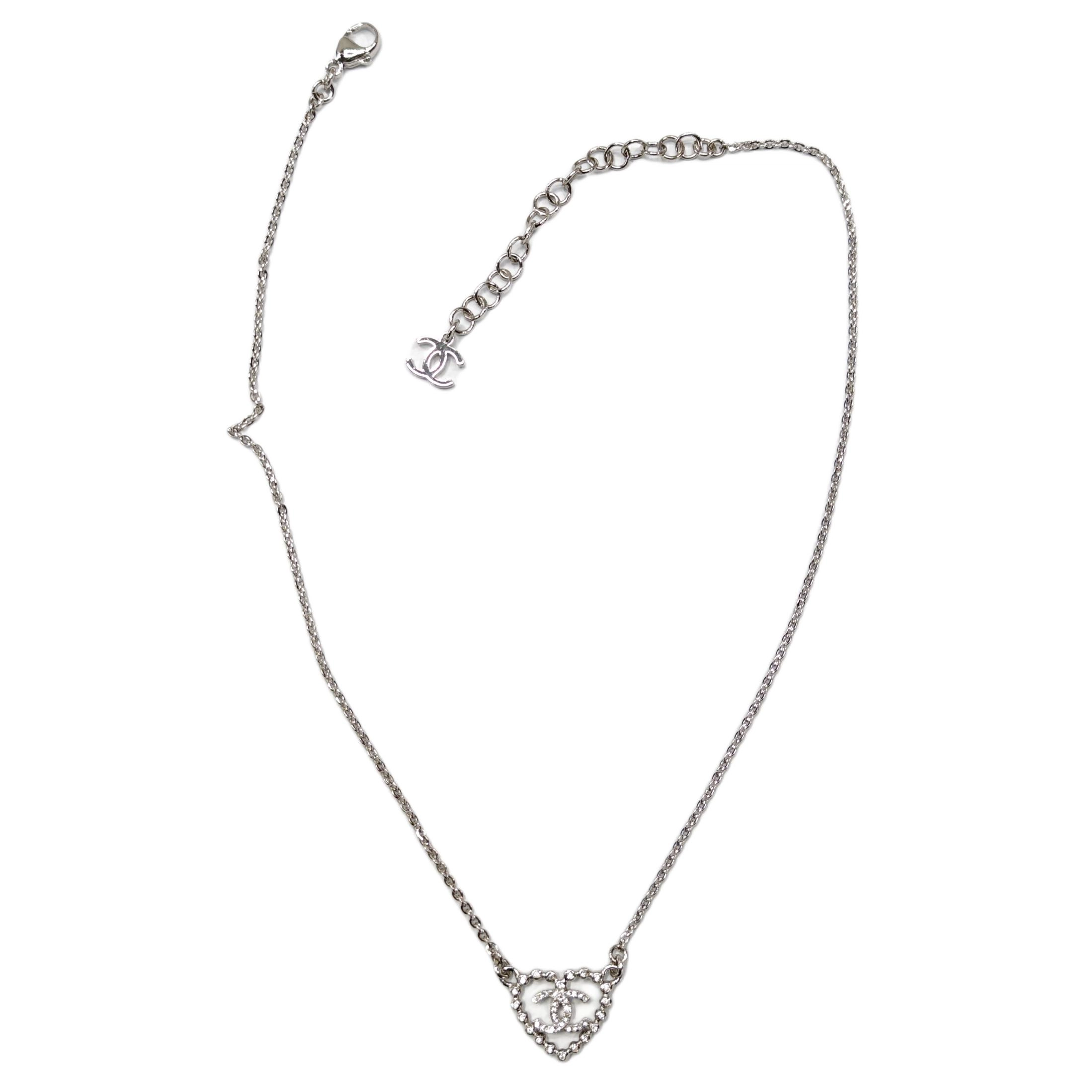 CHANEL 25p