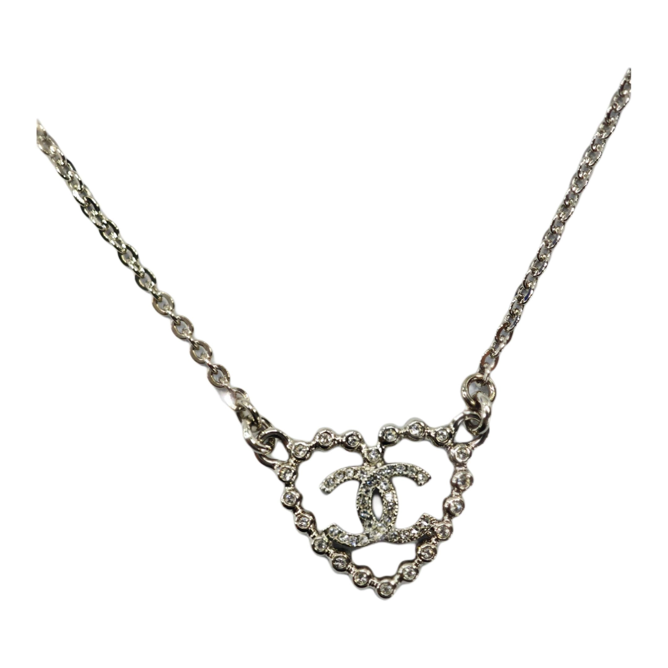 CHANEL 25p