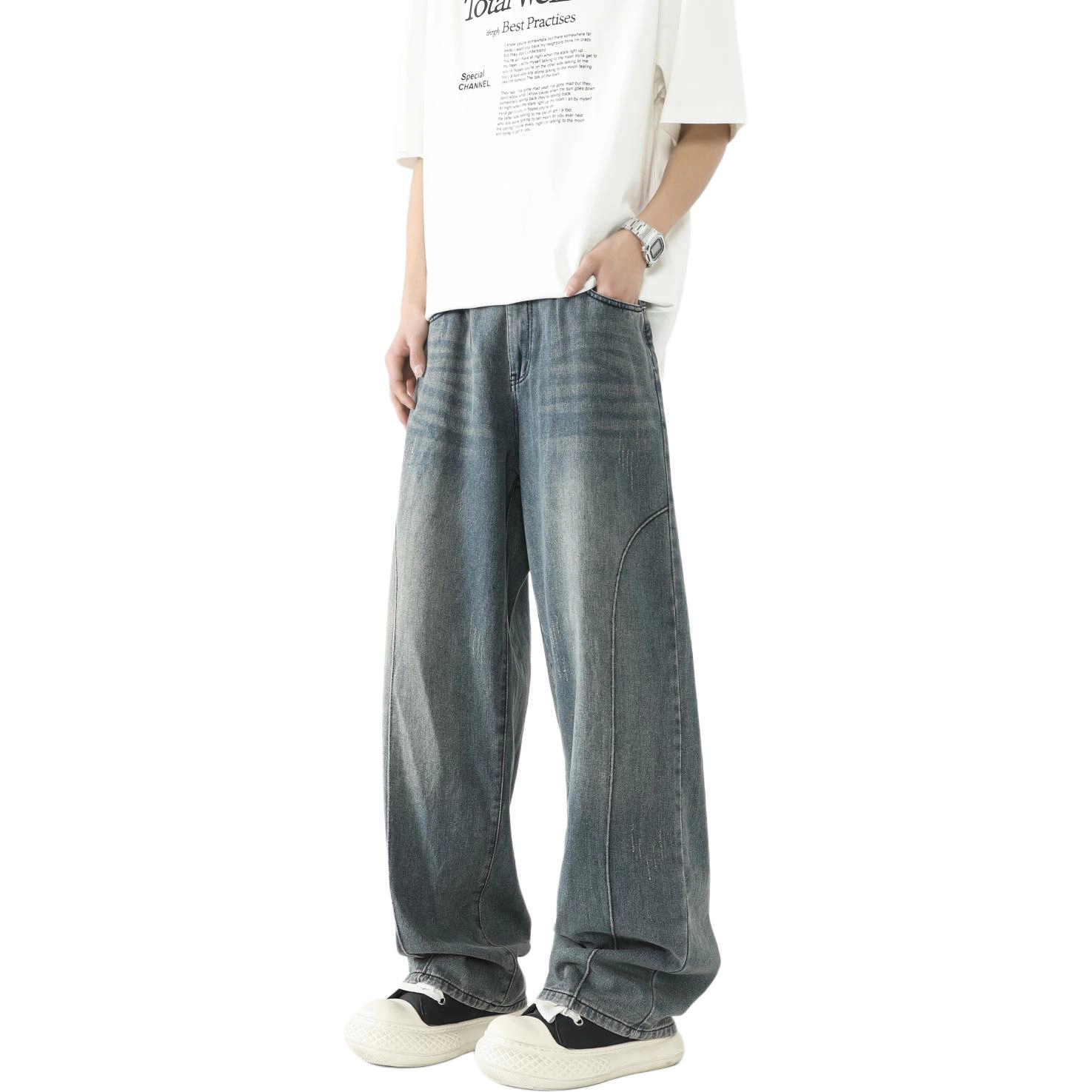 AWAO