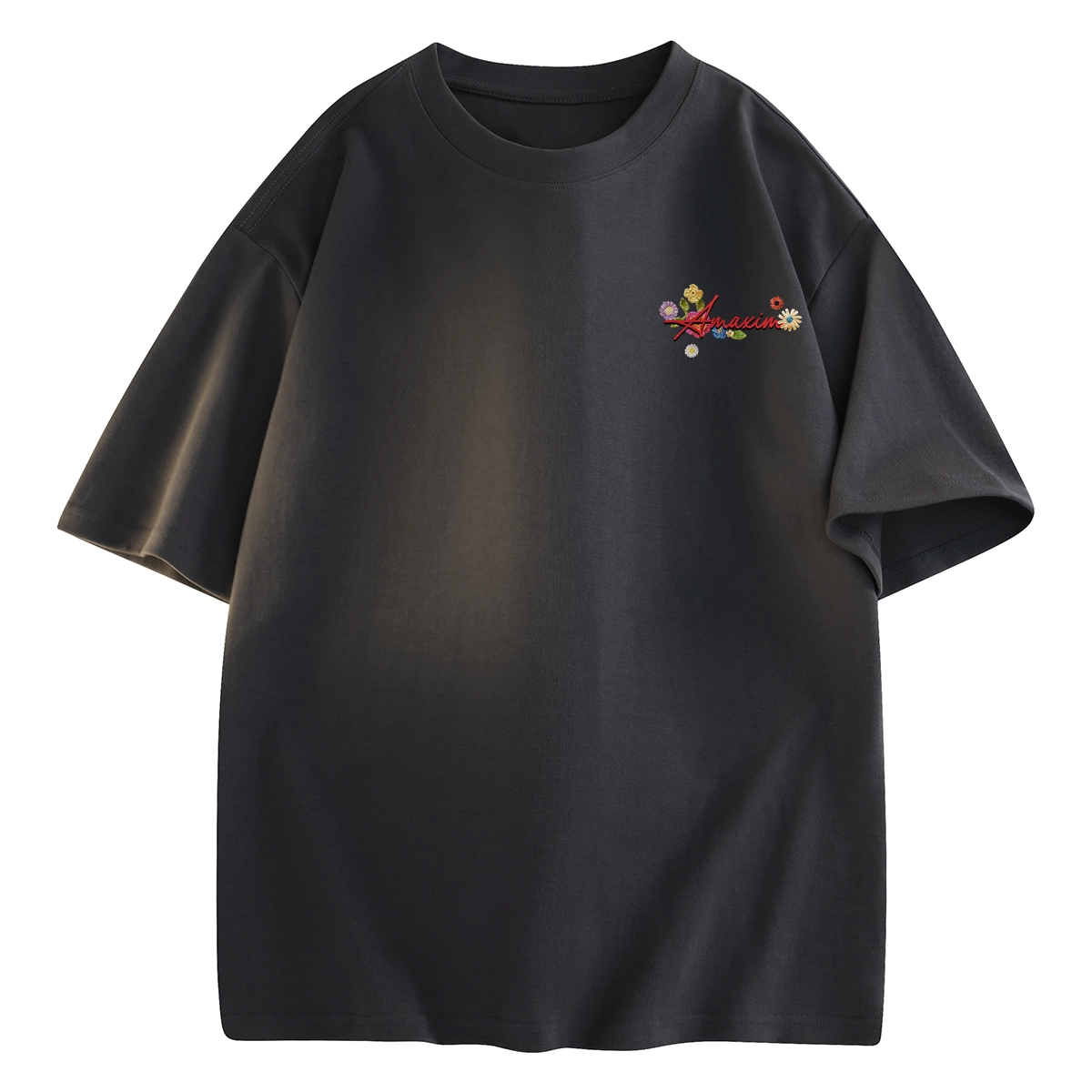 maxim's de paris T