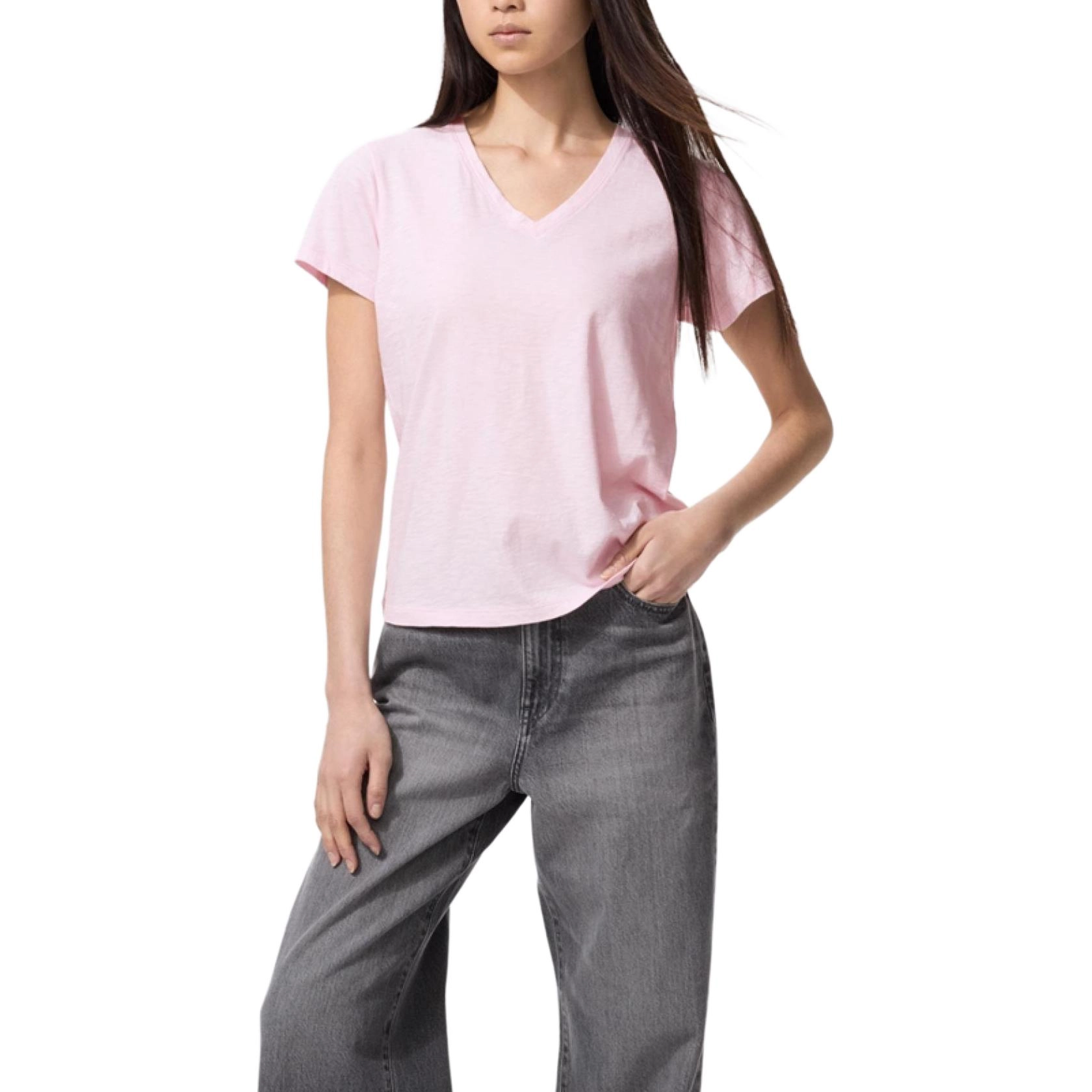 UNIQLO V T
