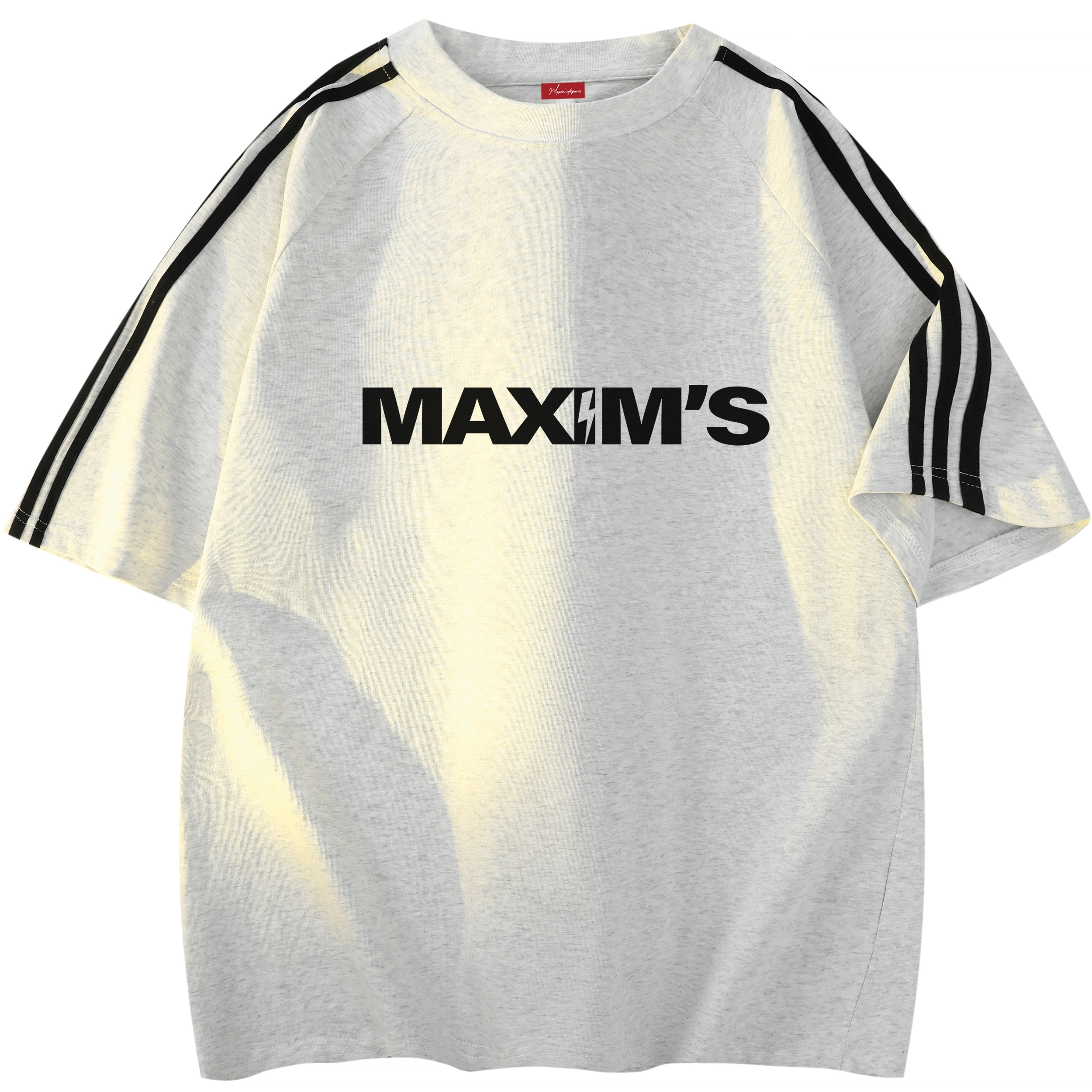 maxim's de paris T