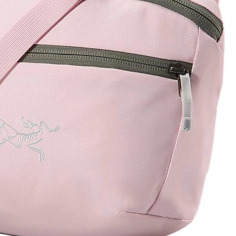Arcteryx Mantis 2 2.5L Logo