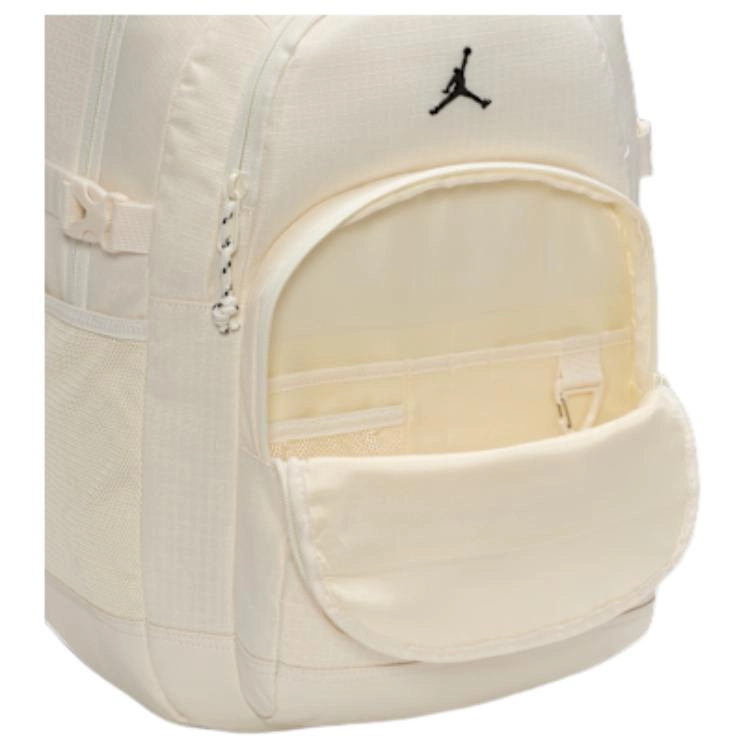 Jordan 25L Blacktop Logo