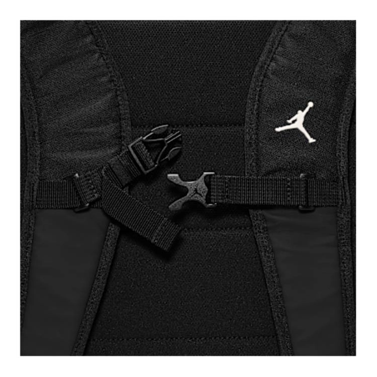 Jordan 25L Blacktop Logo