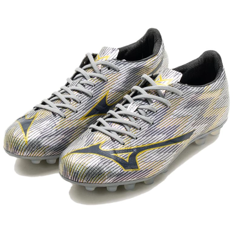 Mizuno alpha 2