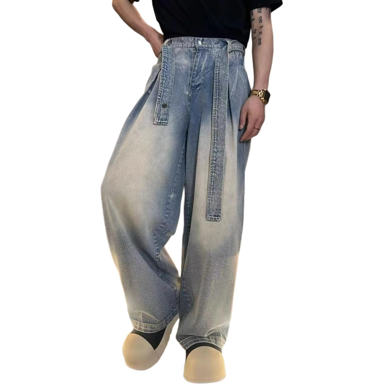 M JEANS STUDIOS 7 vibe