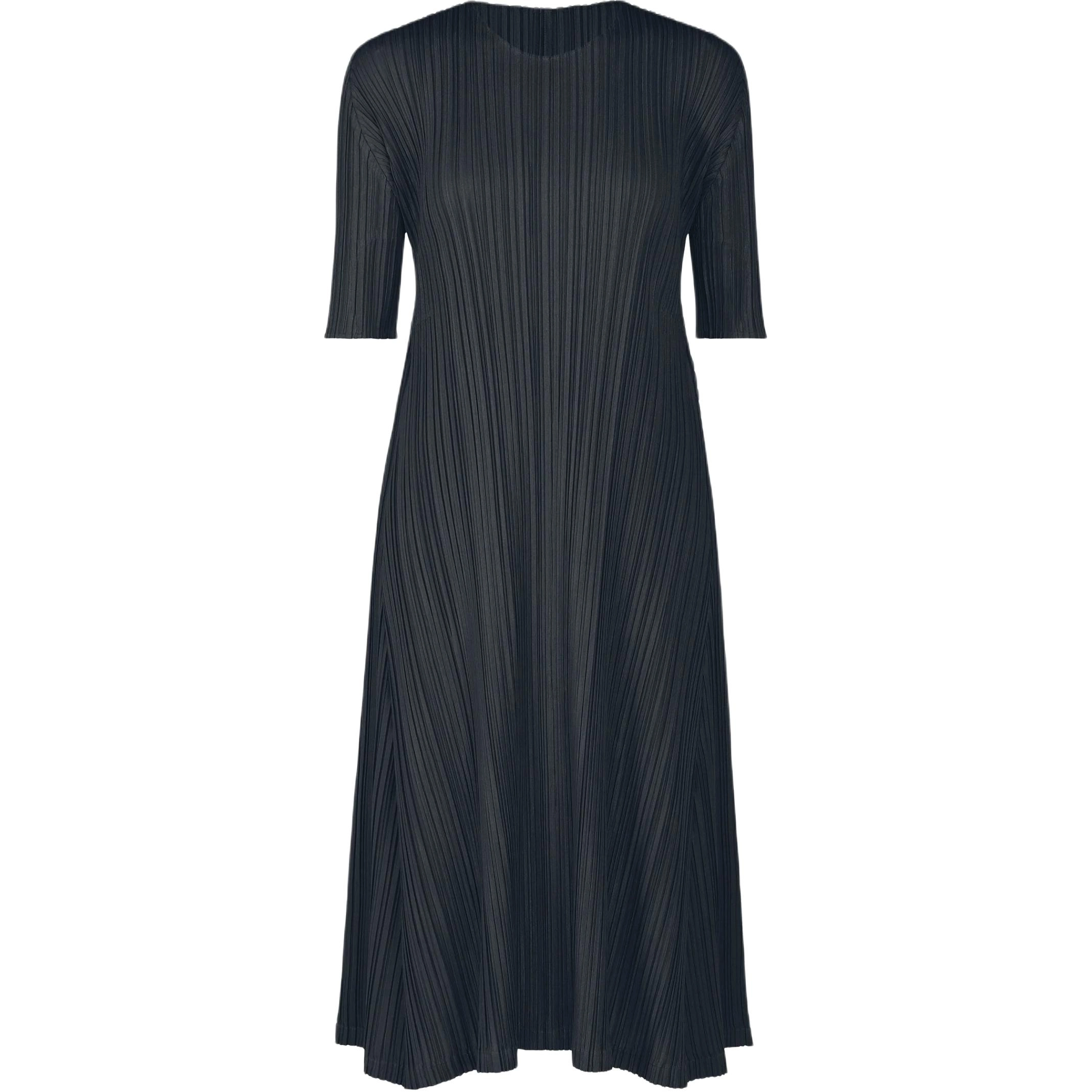 PLEATS PLEASE ISSEY MIYAKE