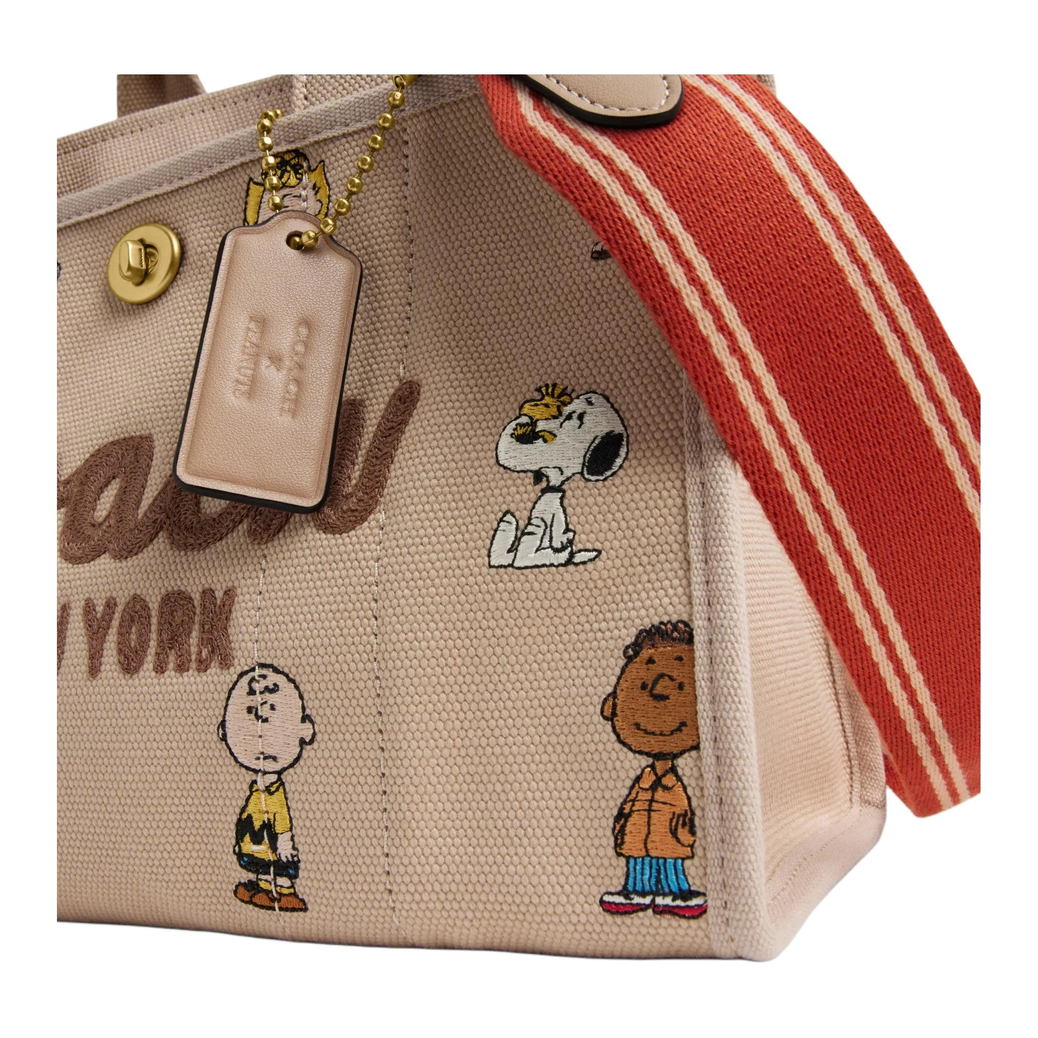 COACH x PEANUTS FRIENDS CARGO 26 Tote
