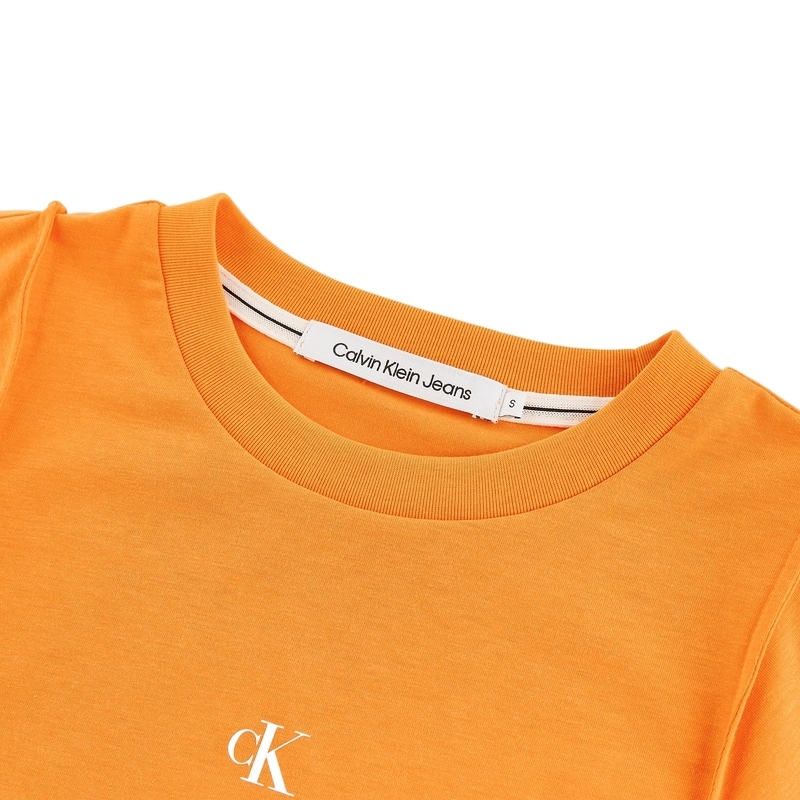 CKCalvin Klein T