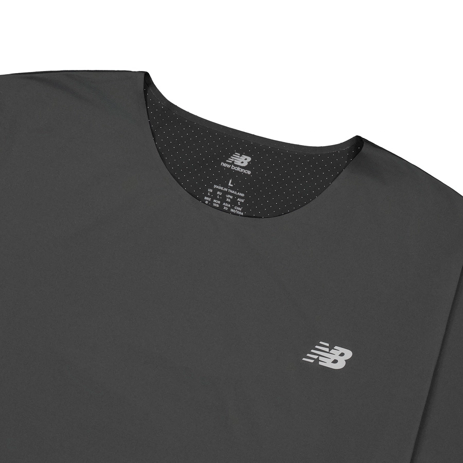 New Balance logoT