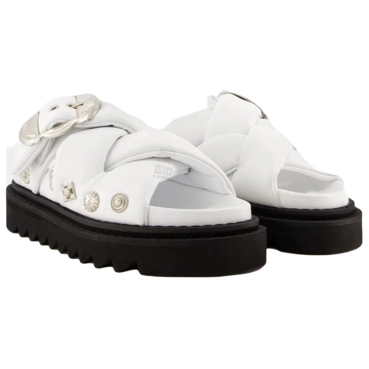 Toga Pulla