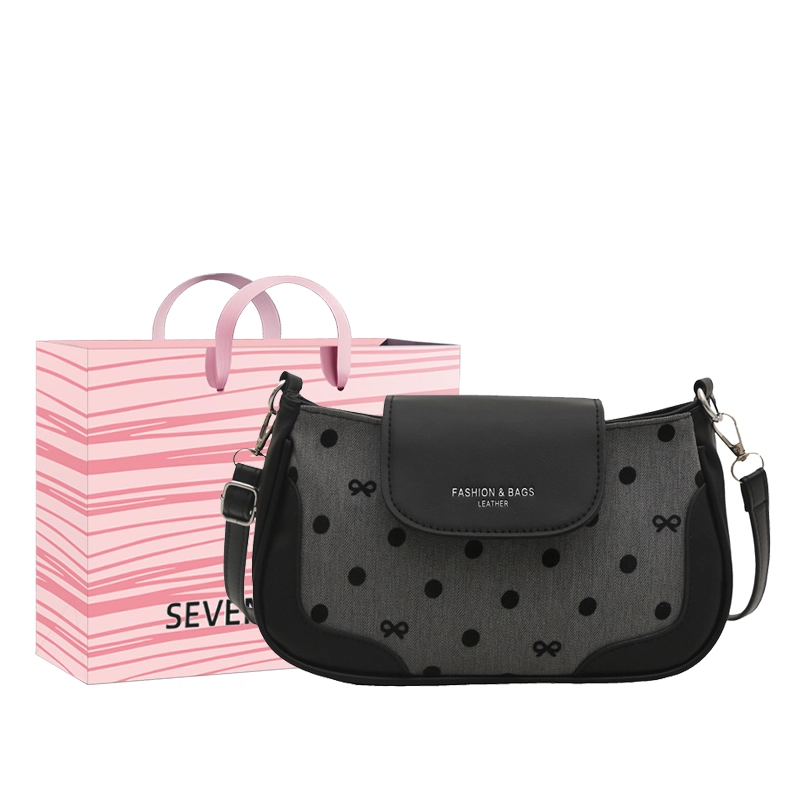SEVENMOONS PU