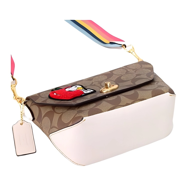 COACH x Peanuts Snoopy karlee 23