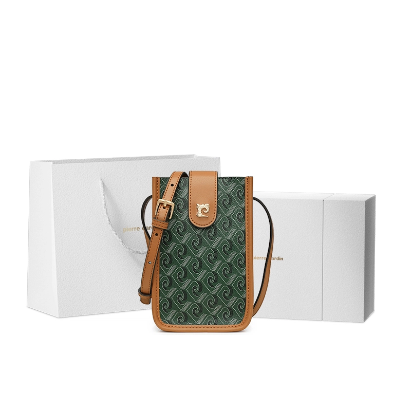 PIERRE CARDIN PVC