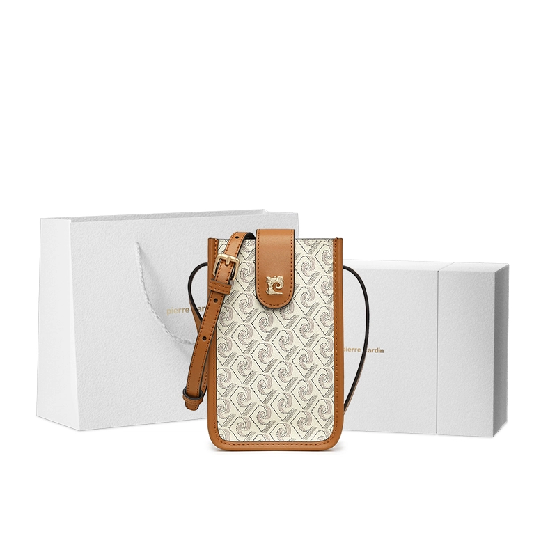 PIERRE CARDIN PVC