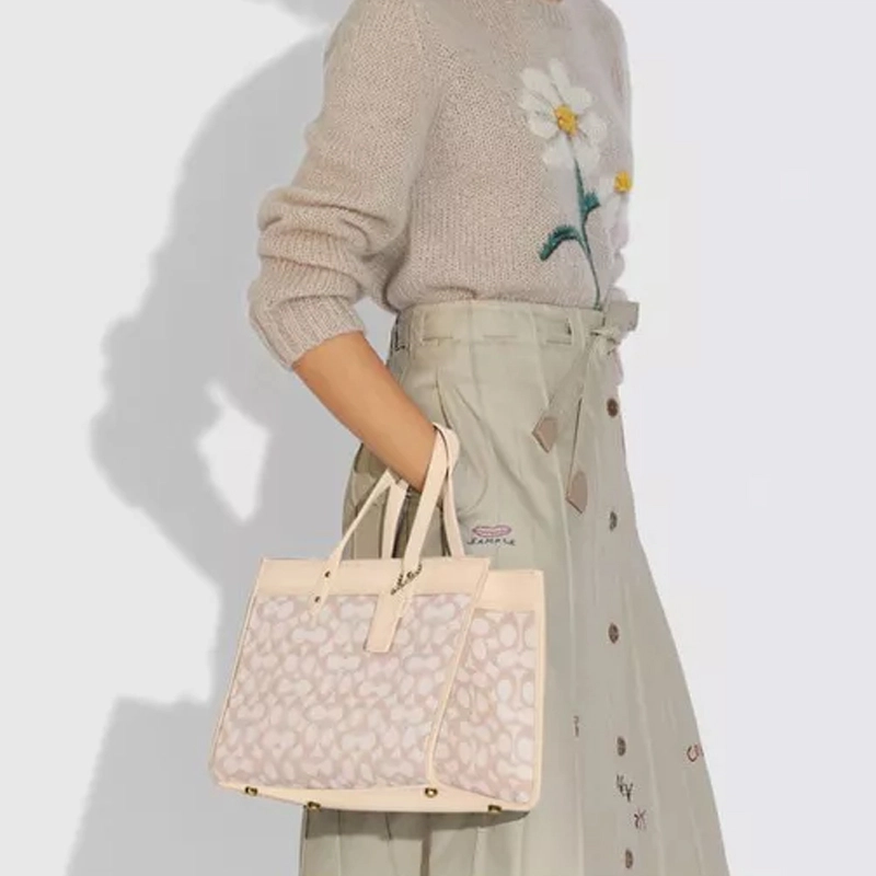 COACH Field 30 Tote