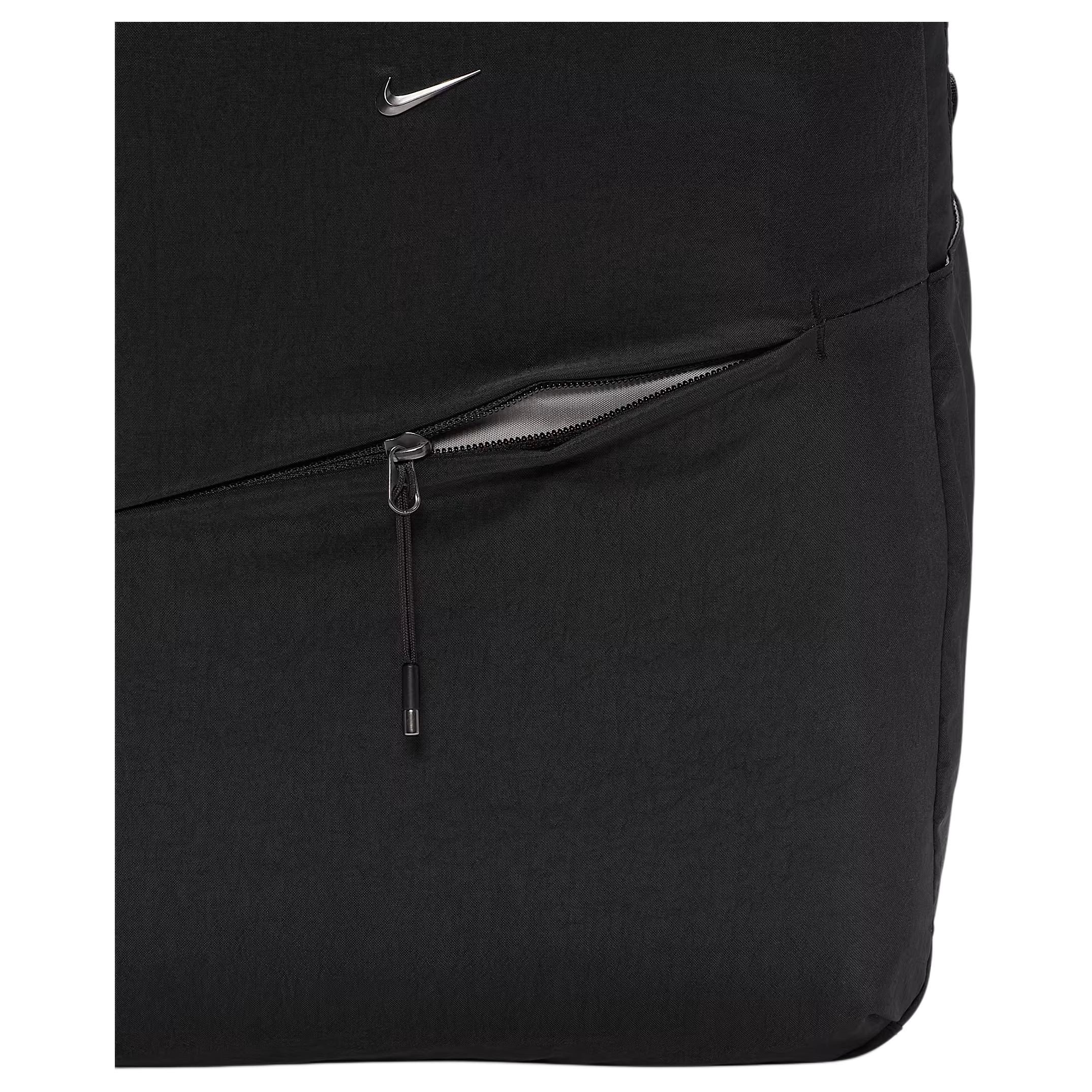 Nike Aura 24L