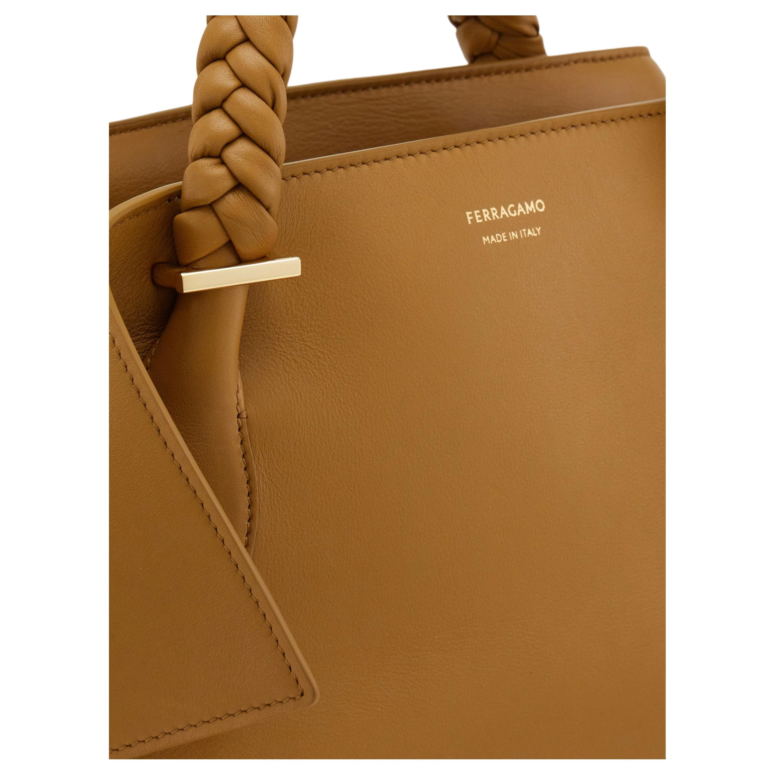FERRAGAMO Logo