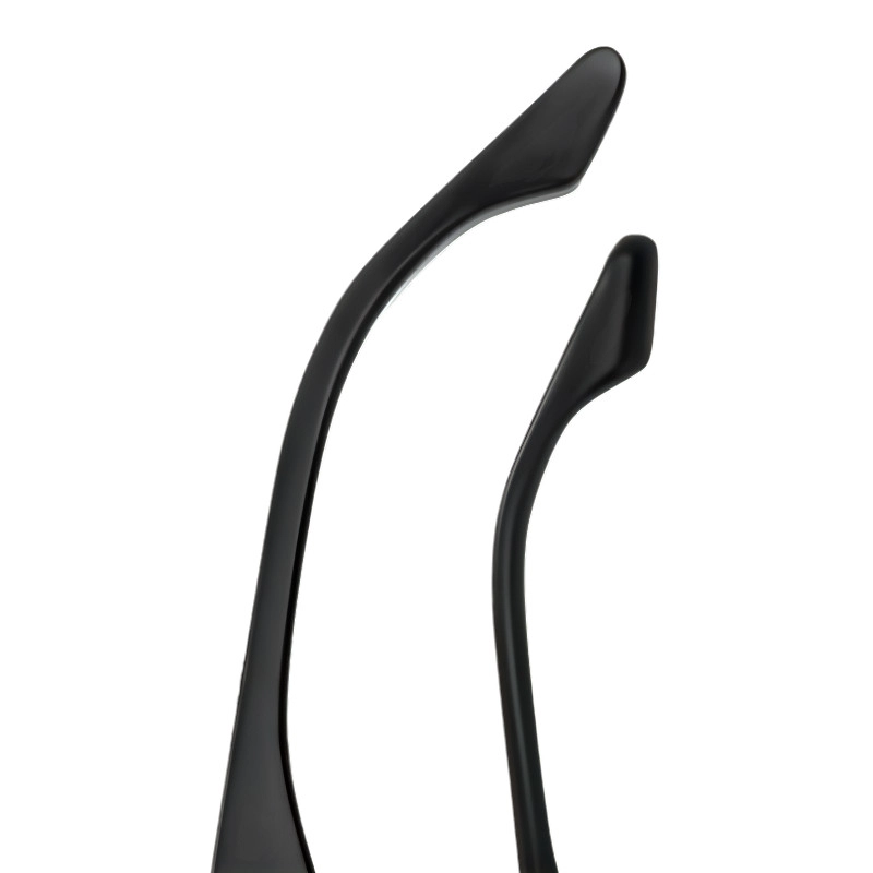 TR