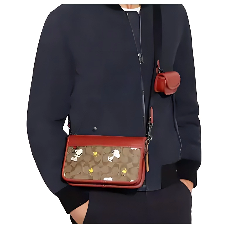 COACH x Peanuts Snoopy Heritage 25