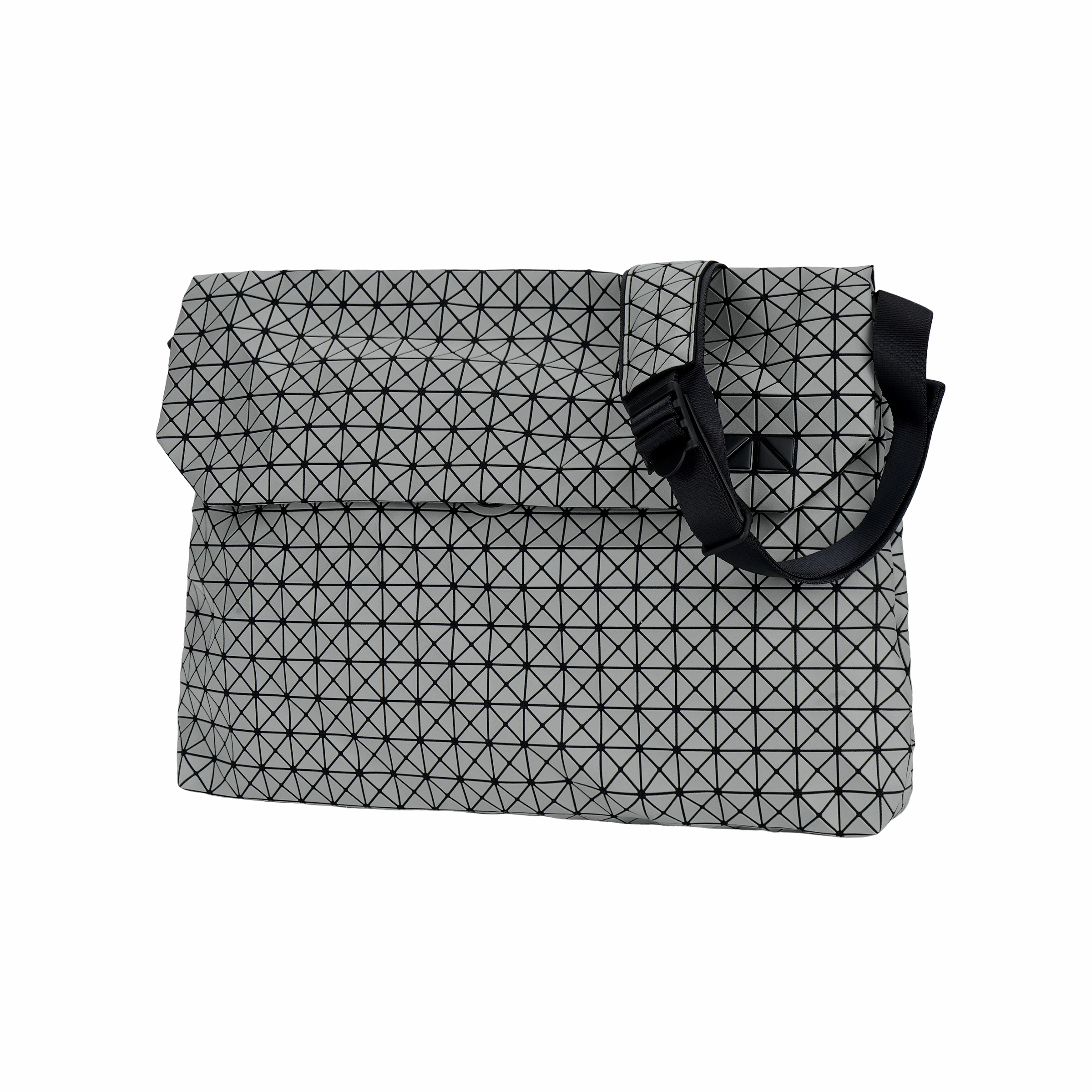 ISSEY MIYAKE Kuro