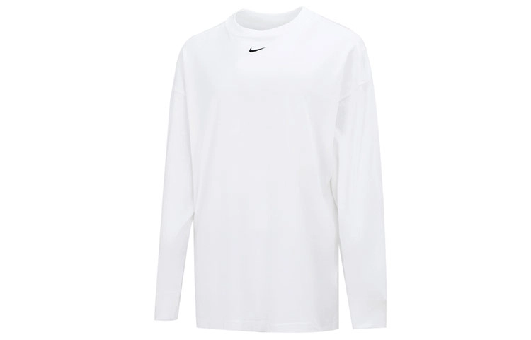 Nike Sportswear Essential Logo