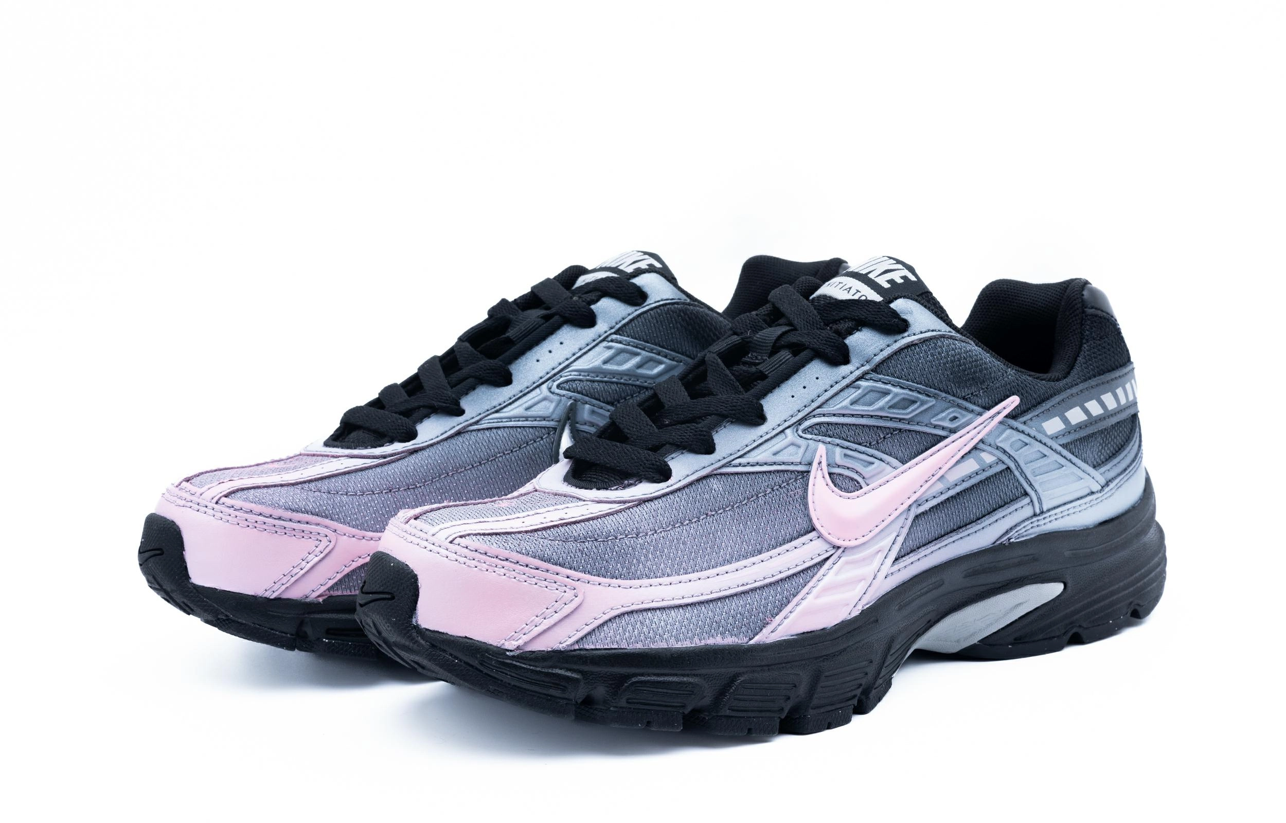 Nike Initiator