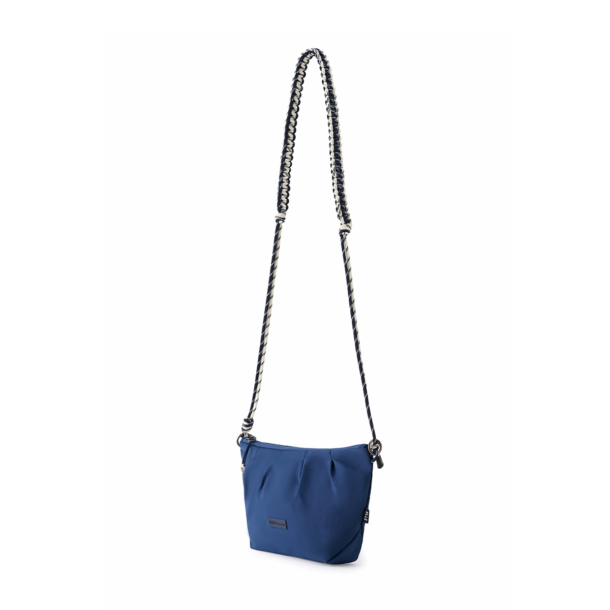 Elle Active