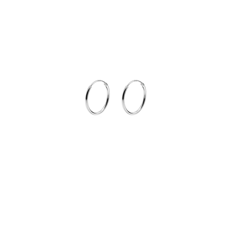 925