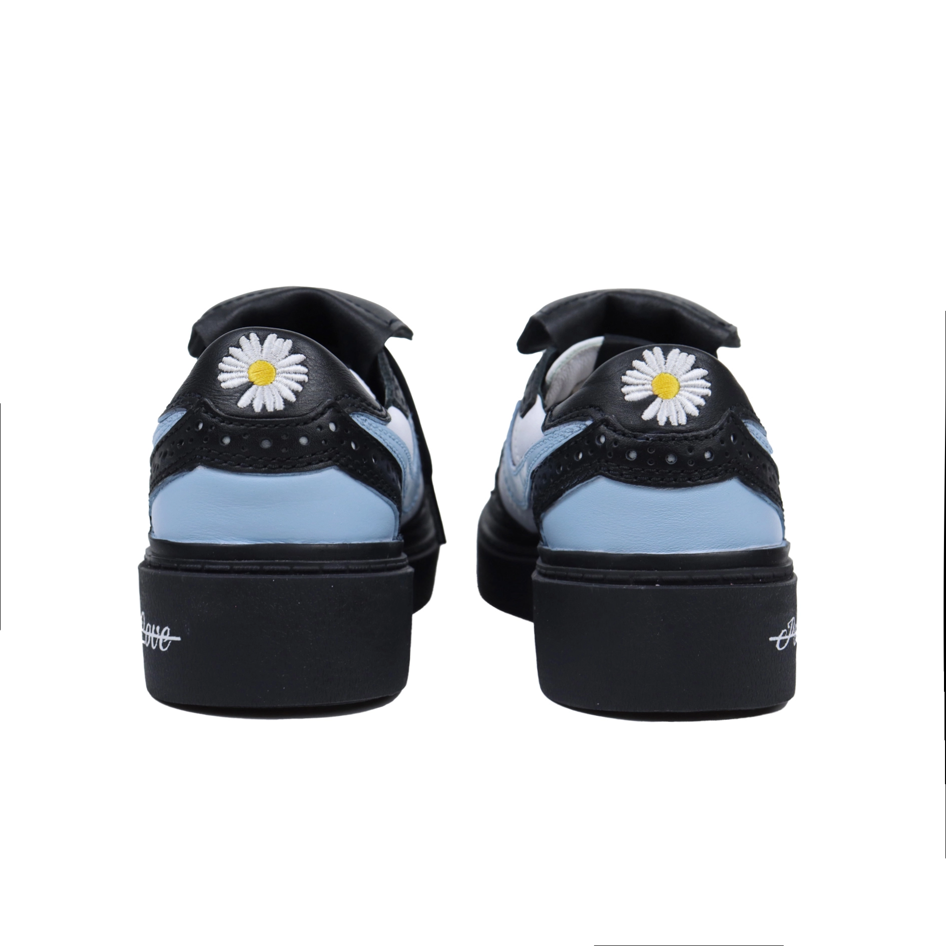 Peaceminusone x Nike Kwondo