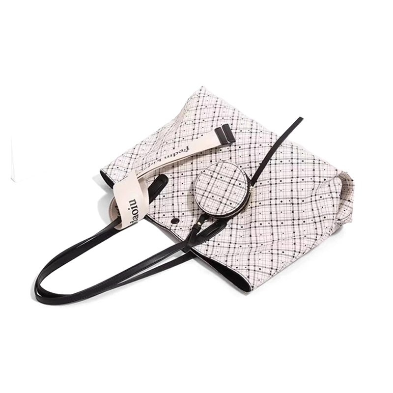 CLEVER KETCH PU Tote