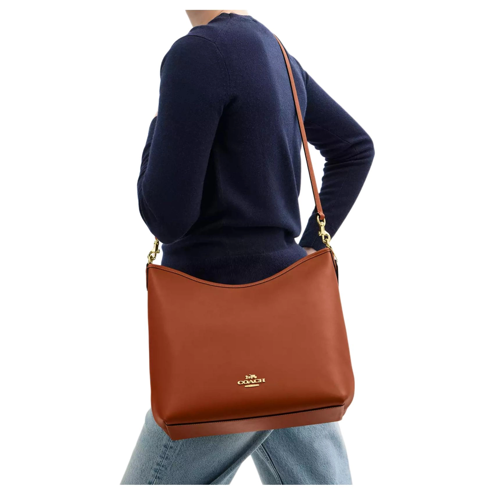 COACH LAUREL 36 Logo